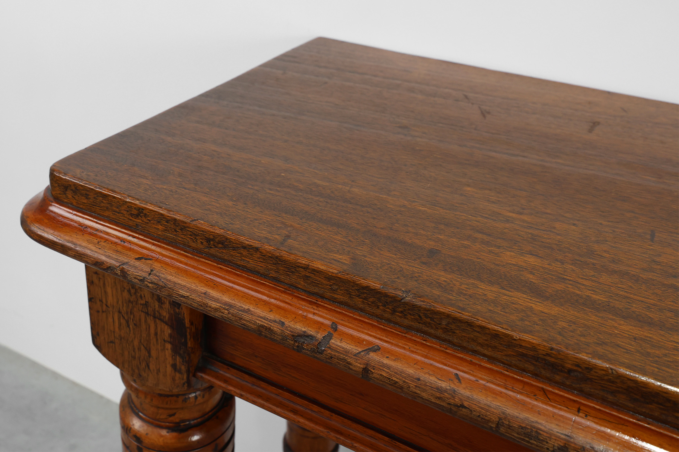 Large William IV Walnut Console Table, United Kingdom ca. 1840thumbnail